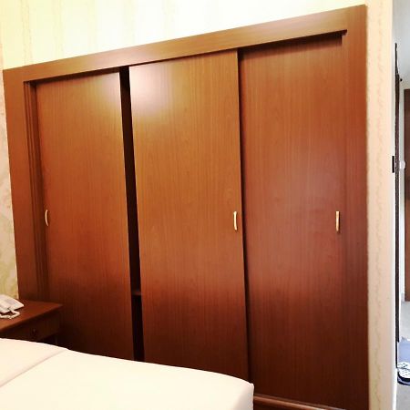 Royal Garden Hotel Dubai Ngoại thất bức ảnh
